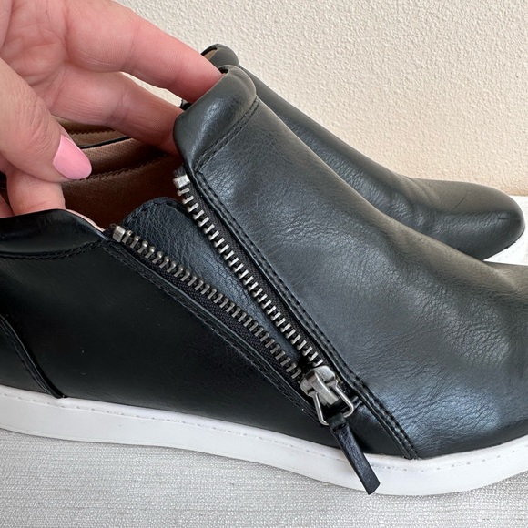 Life Stride Eden Soft System Black Faux Leather Zip Ankle Booties Women’s 10W - Picture 7 of 14